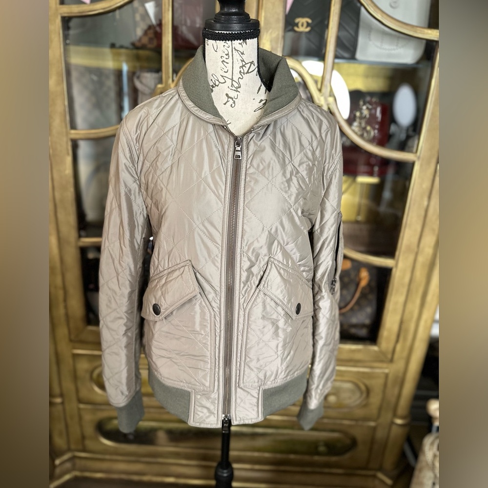 Burberry Black Label Quilted Bomber Jacket Size M Taupe Nylon Japan Exclusive